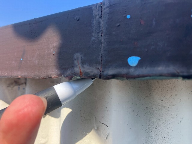 パラペットからの雨漏りに注意